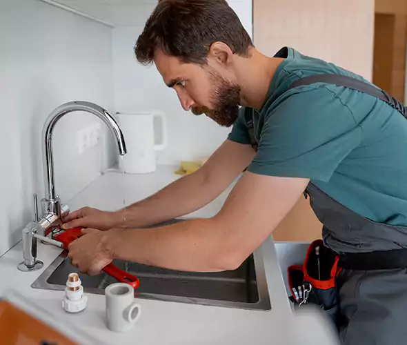 Professional Faucet Replacement Specialist in Hollywood, FL: Schedule Affordable Faucet Replacement Services with Us
