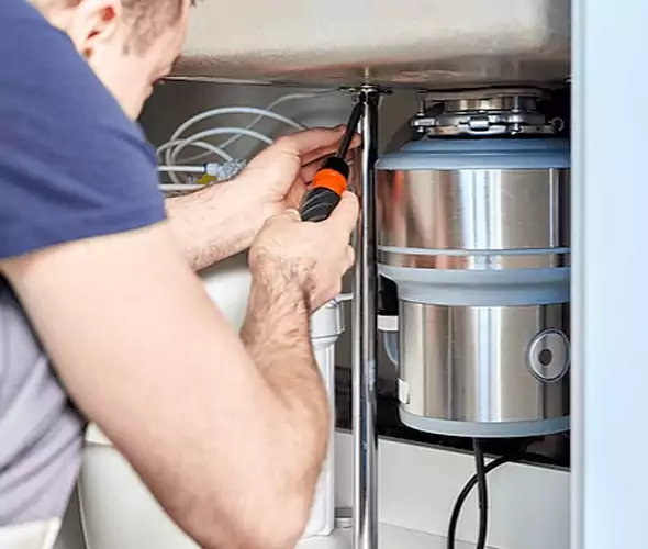 Expert Plumber for Garbage Disposal Replacement in Hollywood, FL