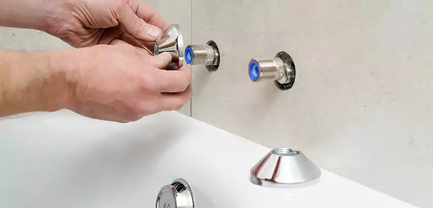 Bathtub Faucet Diverter Replacement in Hollywood